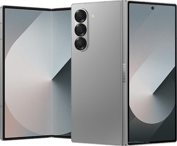 Galaxy Z Fold 6 — angle 4