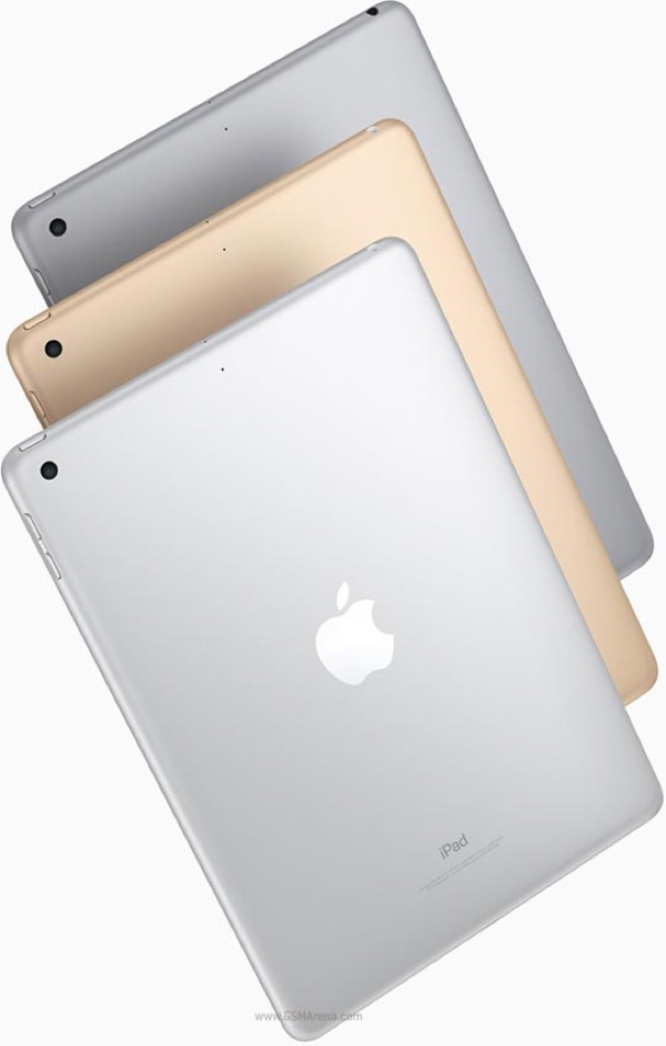 iPad 5 — angle 4